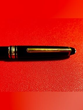 Montblanc Tiffany & Co Vintage Black Meisterstuck Pen with Gold Clip